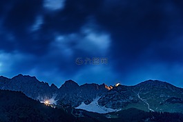 全景,性質(zhì),山