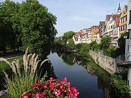 图宾根,內,neckar 前面