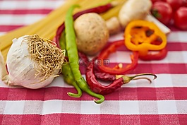 大蒜,辣椒,番茄