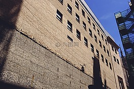 建設,米蘭,意大利