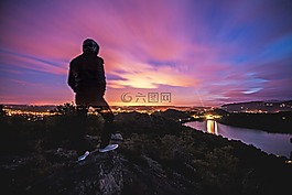 單,鬼,男孩