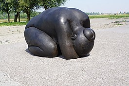 艺术德帕,女人雕塑,雕塑