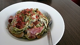 面條,菠菜面條,食品