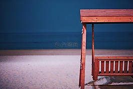 木,擺動(dòng),長(zhǎng)凳
