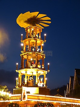 圣誕金字塔,大,光