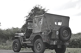 吉普車,卡車,戰(zhàn)爭