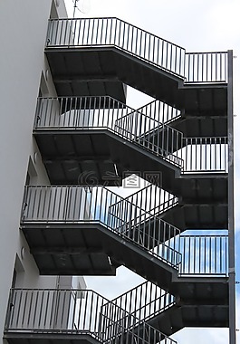 結(jié)構(gòu),一步,建設(shè)
