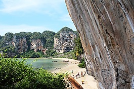 攀登墙,性质,岩壁