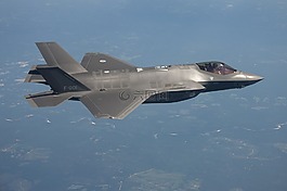 軍事噴氣式飛機(jī),飛行,f-35
