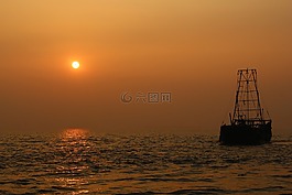 日出,海,孤獨