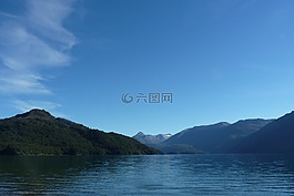 湖,山,性質(zhì)