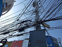 當前,電源線,strommast