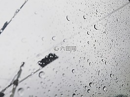 非,玻璃,黑與白