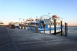 船,船塢舉辦,碼頭