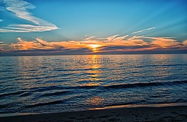 落山的太陽(yáng),海灘,海