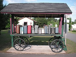 火車,馬車,書籍
