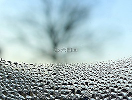 窗格,滴水滴,性質(zhì)