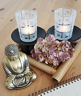 佛,蠟燭,鮮花