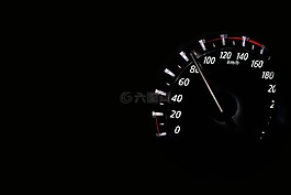 里程表,汽車(chē)?yán)锍瘫?汽車(chē)儀表