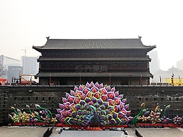 城樓,花燈,孔雀