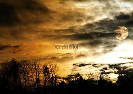 晚上,很奇怪,神秘
