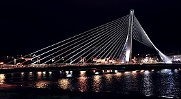 河,水,夜