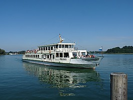 基姆湖,航運(yùn),船舶