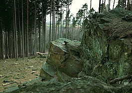 巖,嶺,石