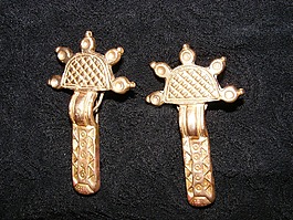 底漆,中世紀(jì),青銅器