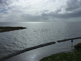 水,海,心情