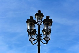 smedejernslampe,路燈