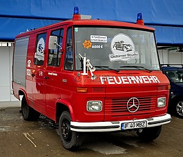 消防車,梅賽德斯奔馳,為