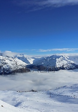 滑雪區(qū)域,山,霧