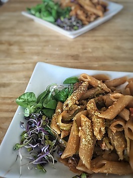 黑麦面食,酵母片,豆芽