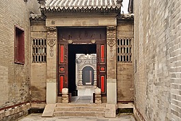 門,觀點,皮埃爾 ·
