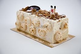 巧克力的原木,冰,杏仁餅