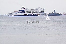 大陸渡船,普利茅斯,渡輪