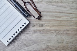 筆記本,鋼筆,眼鏡