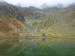 阿尔卑斯山,山,湖