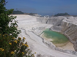 魚涌,石坑,石頭  魚涌