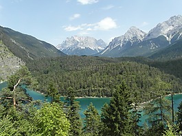 高山,山,列車指出的視圖