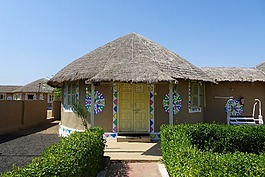 bhunga,小屋,通告