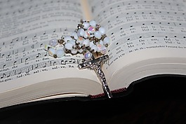 玫瑰经,祈祷书,赞美诗