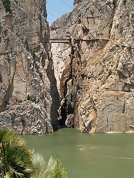 马拉加 guevas,水,岩石