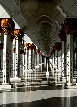 阿布扎比,清真寺,建設(shè)