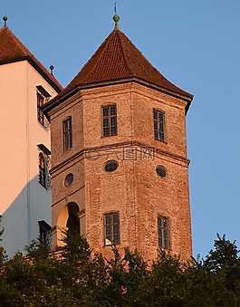 trausnitz 城堡,塔,中世纪