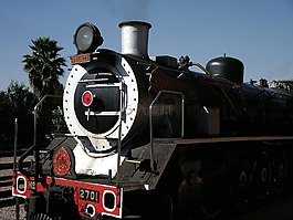 瘋草,鐵路,火車
