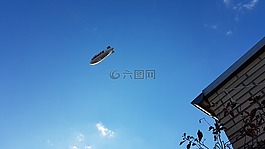 齐柏林,蓝蓝的天空,超时时间