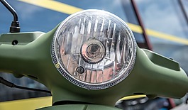 車燈,輕便摩托車,近