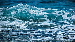 波,砸,海